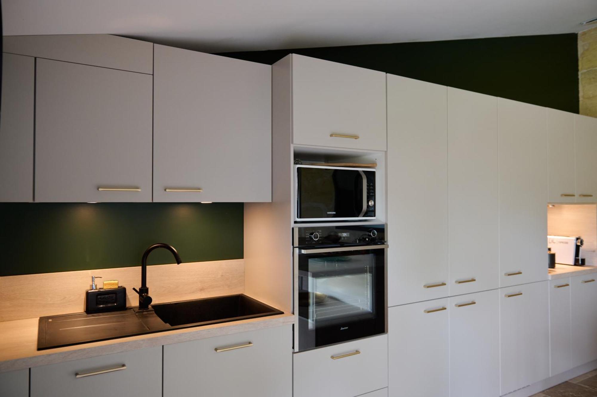 Le Repaire Lagardere Bed and Breakfast Lussac  Εξωτερικό φωτογραφία